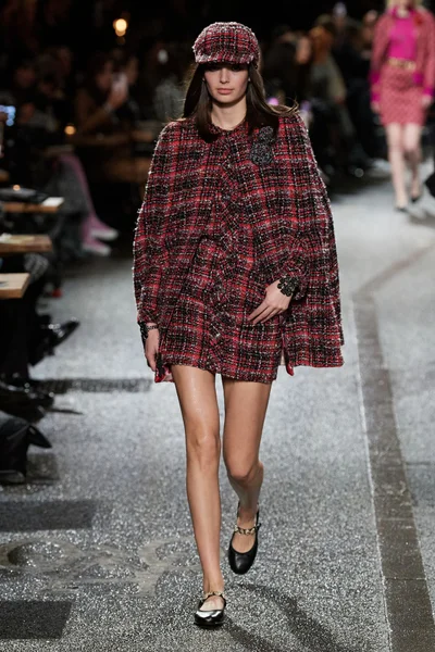 Look 52